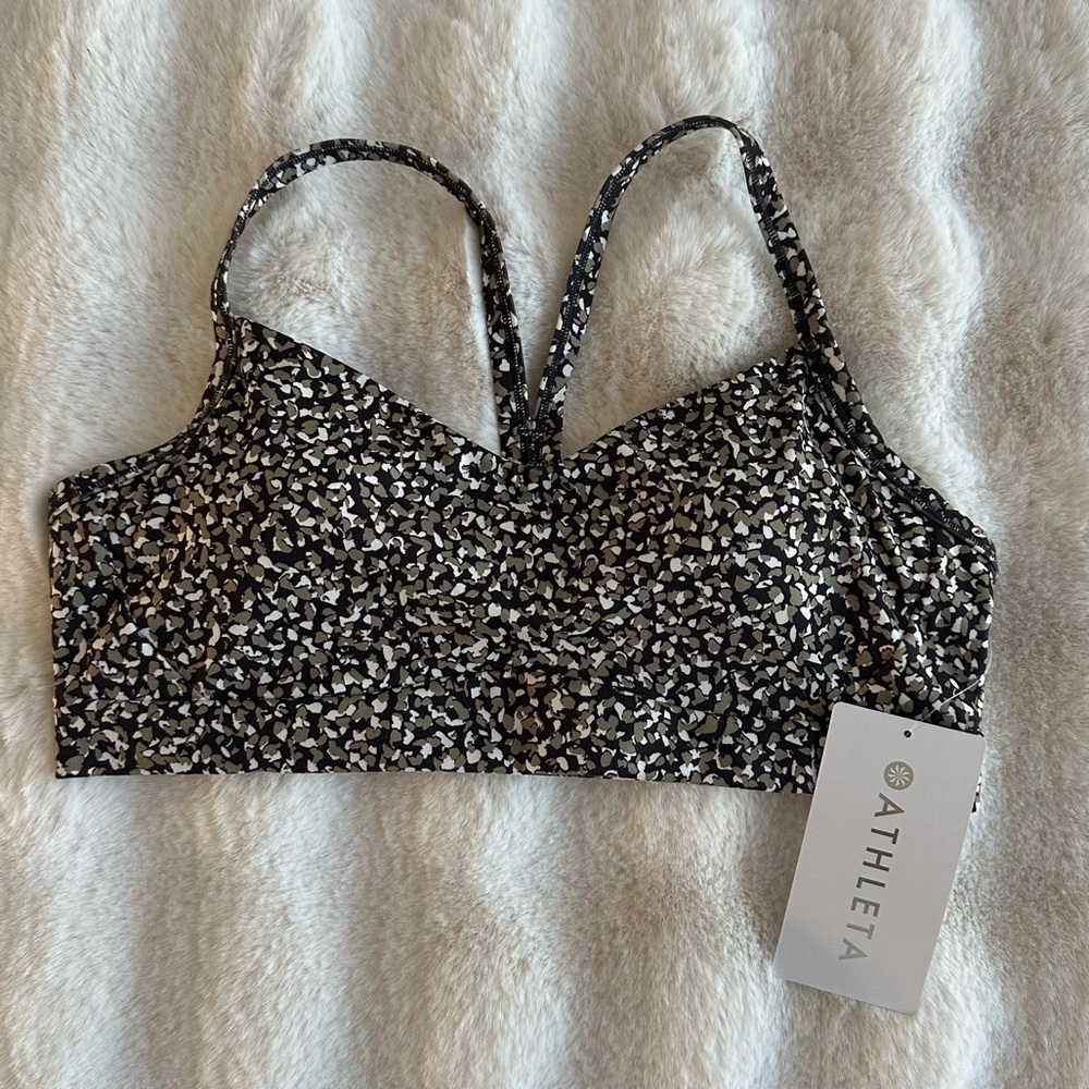 🆕 Athleta | Vital Bra - Size M.
